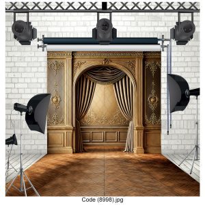 بکدراپ دکور طلایی و سلطنتی مناسب برای عکاسی عروسی و پرتره