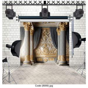 بکدراپ دکور شیک و طلایی با ستون‌های کلاسیک مناسب برای عکاسی و تولید محتوا